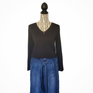 New York & Co Black, V-neck, Ribbed Sweater Large
